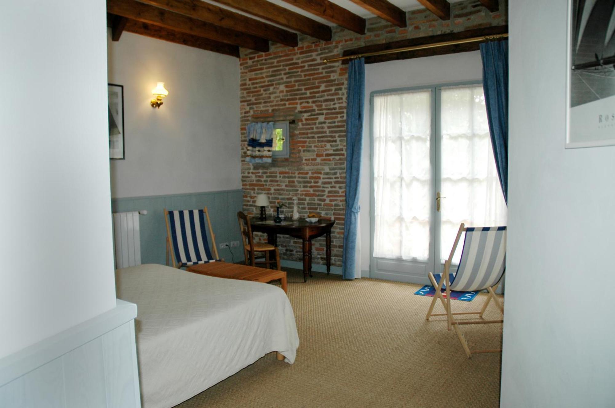 Chambres D'Hotes Les Douves Saint-Thomas  Экстерьер фото